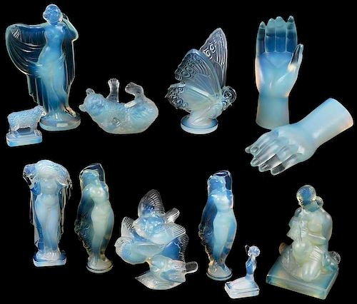12 Sabino Glass Opalescent Figurines