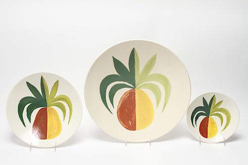 Metlox Round Platters w Pineapple Decoration, 3