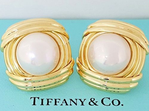 TIFFANY & CO. 18K Yellow Gold Mabe Pearl Earrings