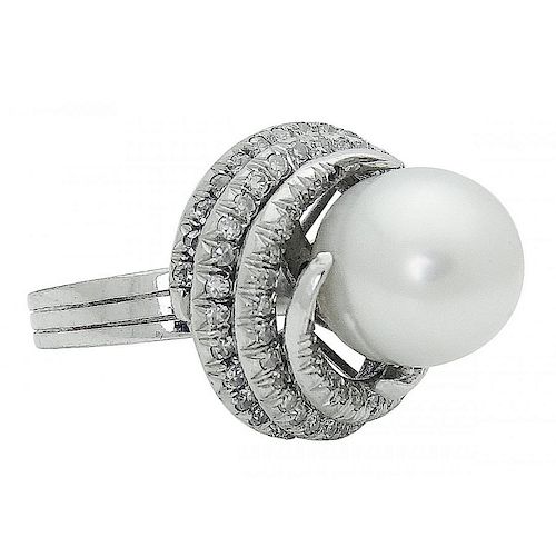 14K White Gold Diamond and Pearl Cocktail Ring