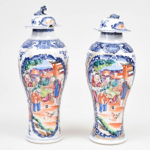Pair of Chinese Export Porcelain Mandarin Palette Jars and Covers