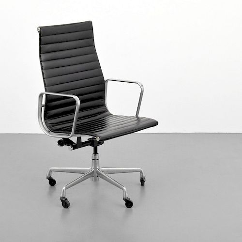 Charles & Ray Eames "Aluminum Group" Office Chair