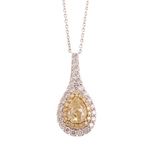 A Lady's Yellow and White Diamond Necklace in 18K