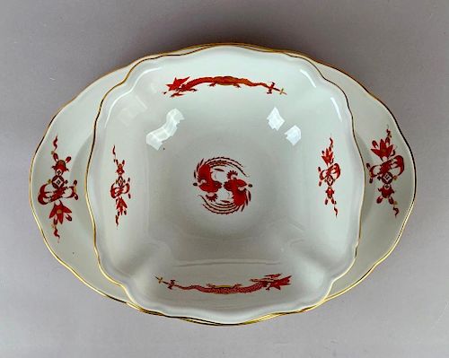 Two Pieces of Meissen Red Dragon Pattern Porcelain