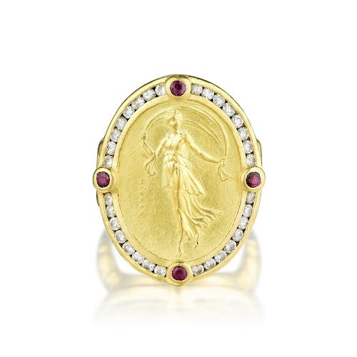 A Gold Figure Ring