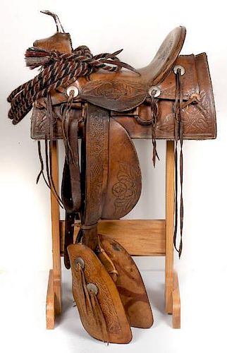 Western Saddle with Tapaderos PLUS Yak Hair Macate 