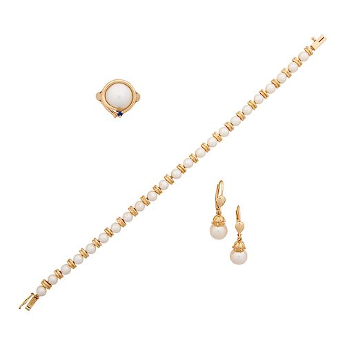 FRESHWATER CULTURED PEARL & YELLOW GOLD JEWELRY