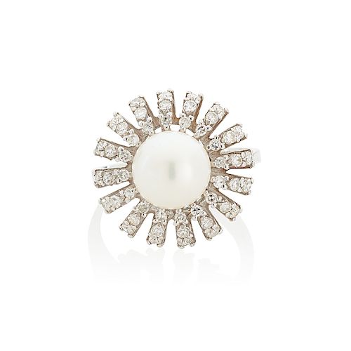 SALTWATER CULTURED PEARL, DIAMOND & WHITE GOLD RING 