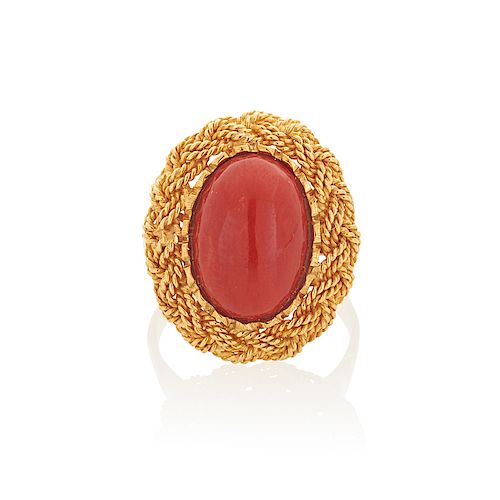 CORAL & YELLOW GOLD RING
