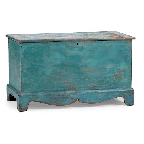 Pine Blanket Chest in Blue Paint