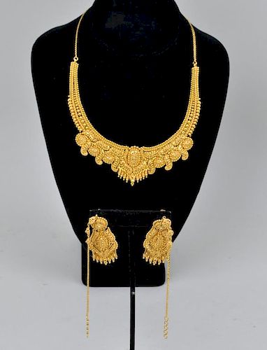 Indian 22K Gold Necklace & Earrings