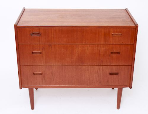Maurice Villency Mid-Century Mod. Chest of Drawers