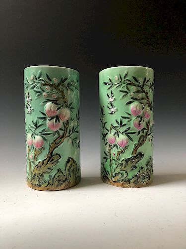 A PAIR OF CHINESE ANTIQUE HALF SIZE VASES