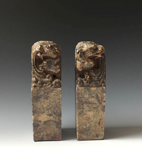 A PAIR OF ANTIQUE CARVED SOAPSTONE DRAGAN SEAL