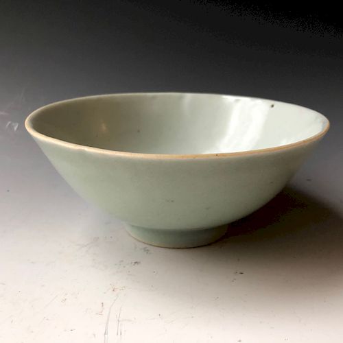 A CHINESE ANTIQUE BOWL