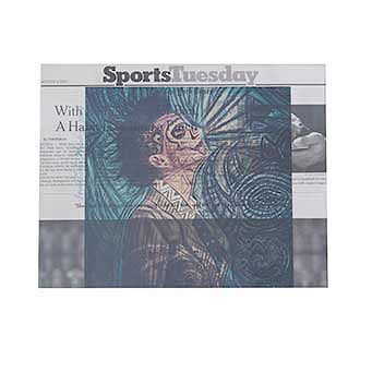 Juan Carlos Mendoza (México, siglo XX - XXI) "New York Woman II" Collage sobre papel periódico. Firmado y fechado 2017. Enmarcado.
