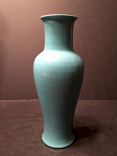 ANTIQUE Chinese Monochrome Light Blue Vase, Qianlong, Ca 1740