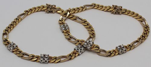 JEWELRY. Pair of 18kt Gold and Diamond Bracelets.