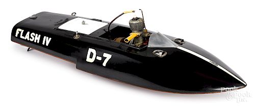 Gas powered tether hydroplane speedboat model