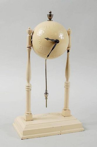Med-281 GCC Metal Ball Form Clock