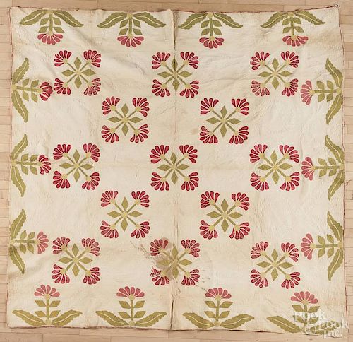 Appliqué floral pattern quilt, 19th c., 90'' x 87''.