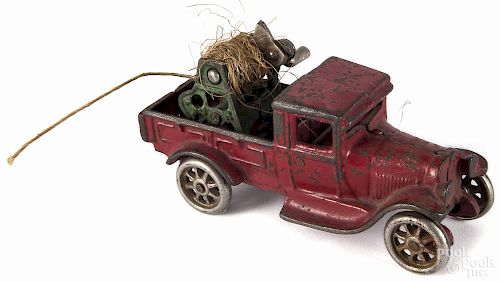 Arcade cast iron tow truck, early 20th c., 5 3/4'' l.