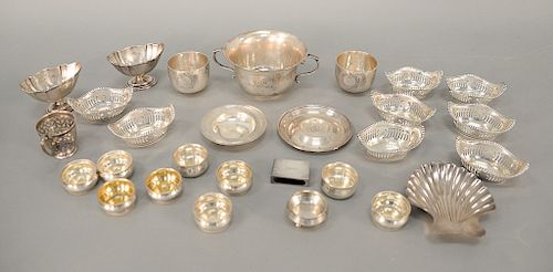 Sterling silver lot to include nut dishes, salts, etc. 28.6 troy ounces