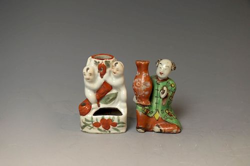 TWO FAMILLE ROSE INCENSE HOLDERS, 19TH CENTURY