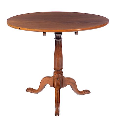 Early Mahogany Queen Anne Tilt-Top Table