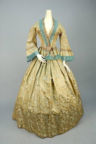 SILK DAMASK AFTERNOON DRESS, AMERICAN, c. 1850.