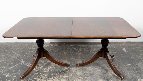 Federal Style Pedestal Mahogany Dining Table