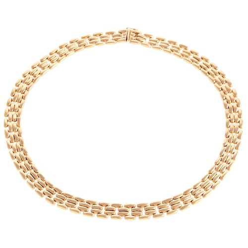 A Ladies Panther Link Necklace in 14K Gold