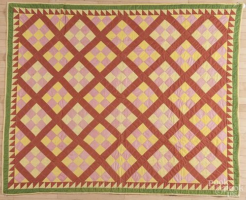 Pennsylvania patchwork quilt, early 20th c., 83'' x 68''.
