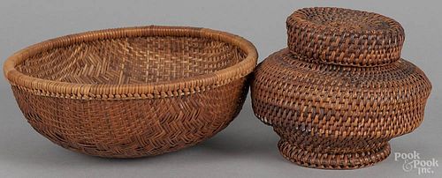 Two woven New England baskets, 20th c., 4'' h. and 5'' h.