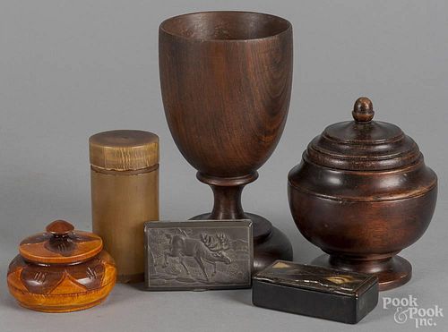 Three miscellaneous boxes, to include a horn canister, a papier-mâché snuff box