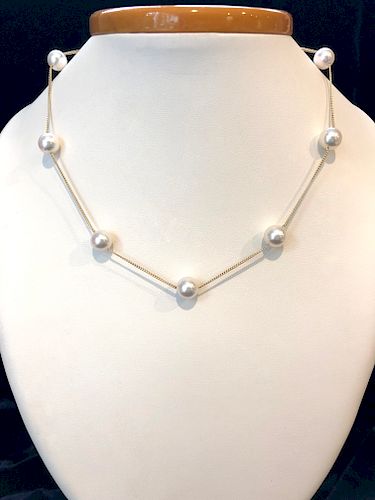18K Yellow Gold 9mm-9.5mm White Akoya Pearl Tin Cup Necklace