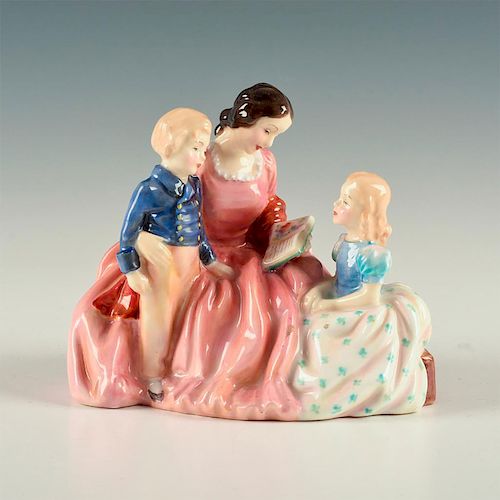 ROYAL DOULTON GROUP FIGURINE, THE BEDTIME STORY HN2059