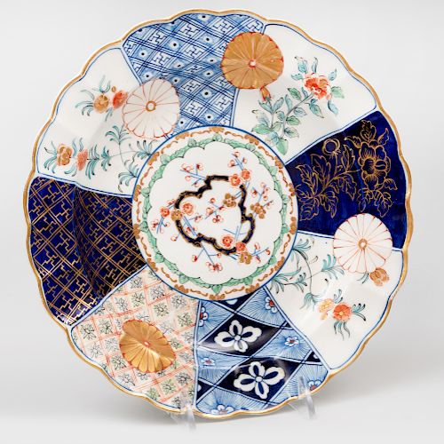 Worcester Porcelain Scalloped 'Imari' Plate