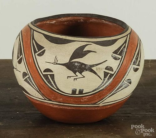 A Zia Pueblo pottery bowl, ca. 1930, with bird decoration, 3 3/4'' h.
