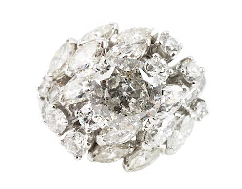 Ladies 4.5 Cts Diamond Cluster Ring in Platinum
