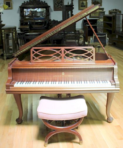 STEINWAY & SONS. Piano Serial #334470.