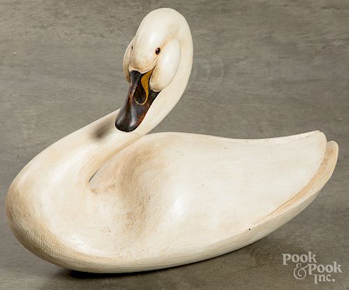 Large Richard Kach carved and painted swan decoy