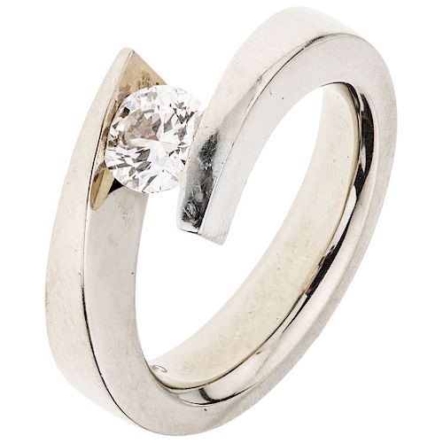 GELIN ABACI GIA certified diamond 14K white gold solitaire ring.