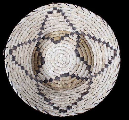 1940'-50's Hopi Native American Hand Woven Basket