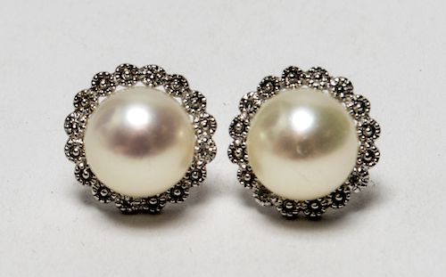 Silver w Diamond Accents & Pearls Earrings Pr