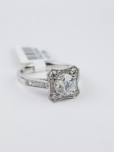 1ct Diamond & Platinum Ring