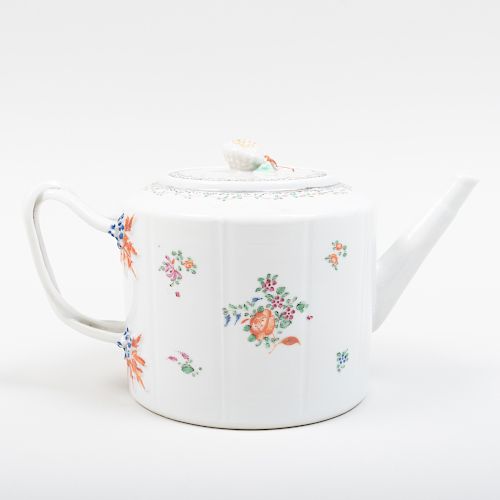 Chinese Export Porcelain Teapot and Cover