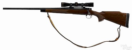 Remington 700 BDL bolt action rifle, 7 mm Remington mag., with a 2.5-8x scope