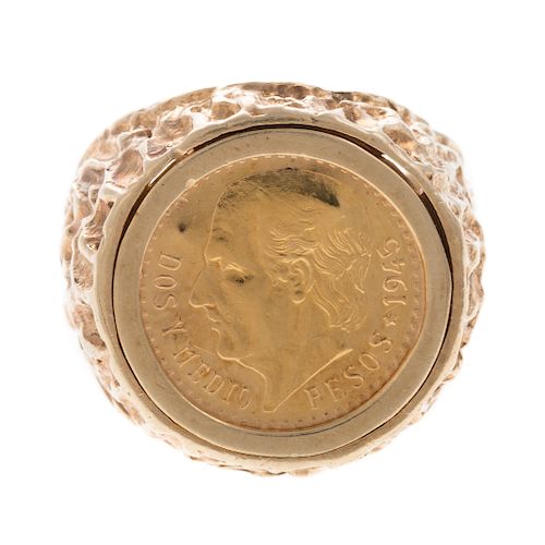 A 1945 $2.50 Mexican Pesos Ring in Gold