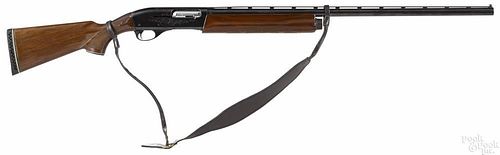 Remington model 1100 semi-automatic shotgun, 12 gauge, with 2 3/4'' shells and a 30'' ventilated rib